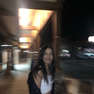 Meet your Posher, Manuela